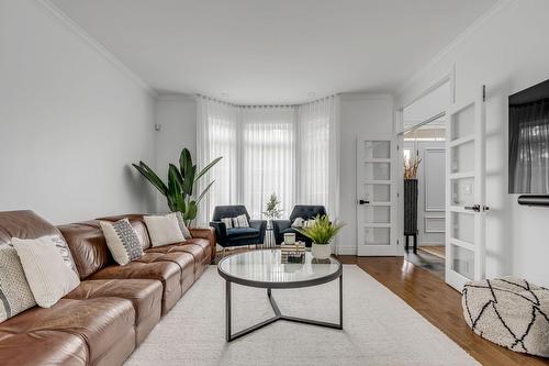 Living room - 6 Rue Ernest-Trotier, Baie-Saint-Paul, QC - Indoor Photo Showing Living Room