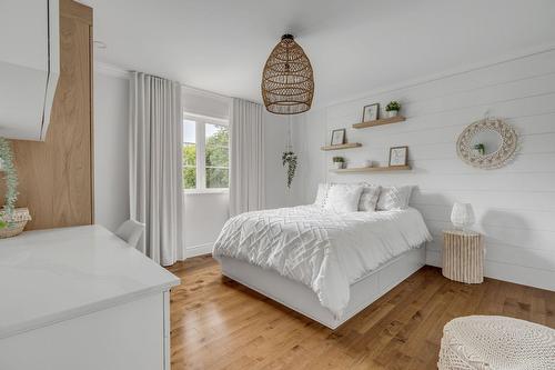 Bedroom - 6 Rue Ernest-Trotier, Baie-Saint-Paul, QC - Indoor Photo Showing Bedroom