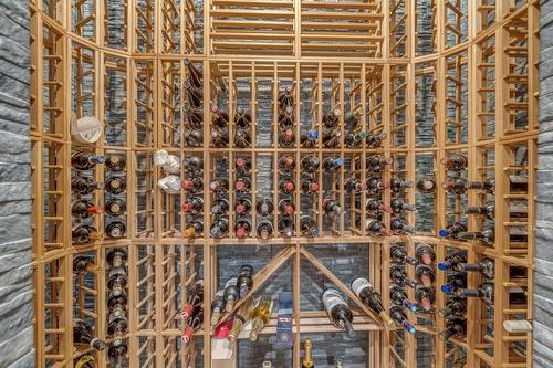 Wine cellar - 6 Rue Ernest-Trotier, Baie-Saint-Paul, QC - Indoor With Storage