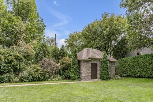 Shed - 6 Rue Ernest-Trotier, Baie-Saint-Paul, QC - Outdoor