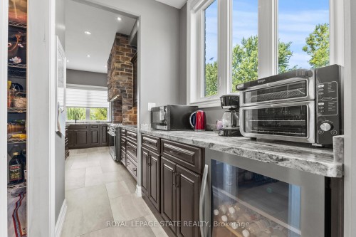 43 Third Road E, Hamilton, ON - Indoor