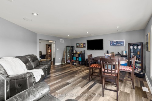 43 Third Road E, Hamilton, ON - Indoor