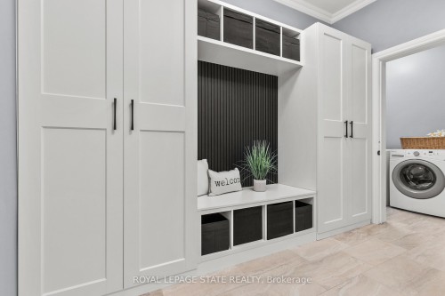 43 Third Road E, Hamilton, ON - Indoor Photo Showing Laundry Room