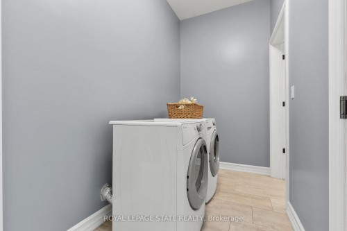 43 Third Road E, Hamilton, ON - Indoor Photo Showing Laundry Room