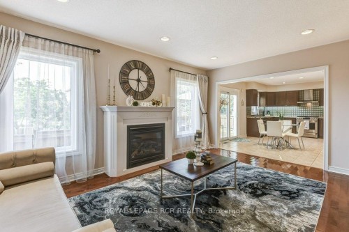 42 Mynden Way, Newmarket, ON - Indoor Photo Showing Living Room With Fireplace