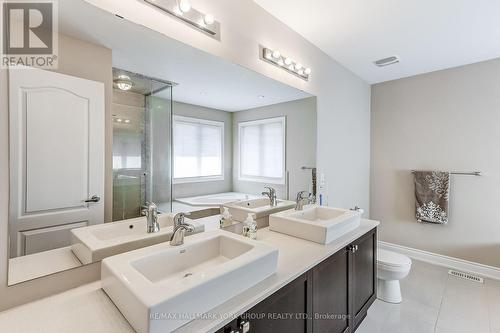 1022 Sherman Brock Circle, Newmarket, ON - Indoor Photo Showing Bathroom