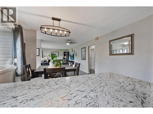 2305 39 Street, Vernon, BC - Indoor