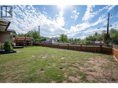 2305 39 Street, Vernon, BC - Outdoor