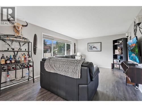 2305 39 Street, Vernon, BC - Indoor Photo Showing Bedroom