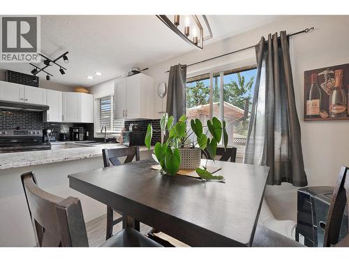 2305 39 Street, Vernon, BC - Indoor