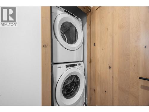 7005 Mcgillivray Lake Drive Unit# 16, Sun Peaks, BC - Indoor Photo Showing Laundry Room