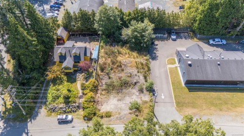 1672 Cedar Rd, Ucluelet, BC 