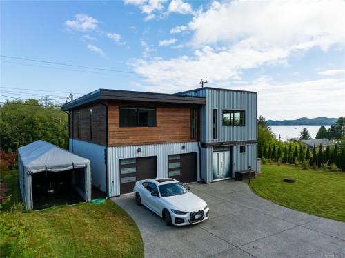 7215 Rupert St, Port Hardy, BC 