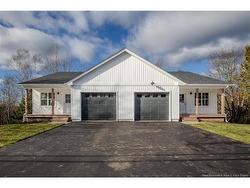 331 Hampton RD  Quispamsis, NB E2E 4T1