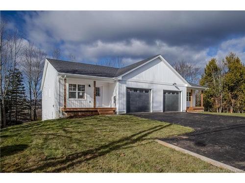 329 Hampton Rd, Quispamsis, NB 