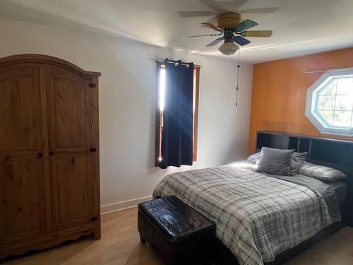 Chambre à coucher - 3 Rue Du Rond-Point, Chapais, QC - Indoor Photo Showing Bedroom