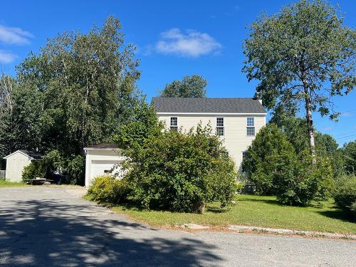 Cour - 3 Rue Du Rond-Point, Chapais, QC - Outdoor