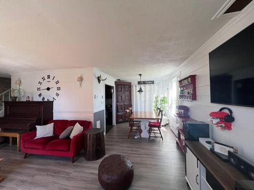 Vue d'ensemble - 3 Rue Du Rond-Point, Chapais, QC - Indoor Photo Showing Living Room