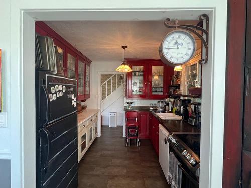 Cuisine - 3 Rue Du Rond-Point, Chapais, QC - Indoor Photo Showing Kitchen