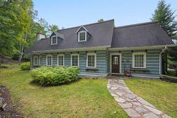 249 Ch. des Boisés  Mont-Tremblant, QC J8E 1L5