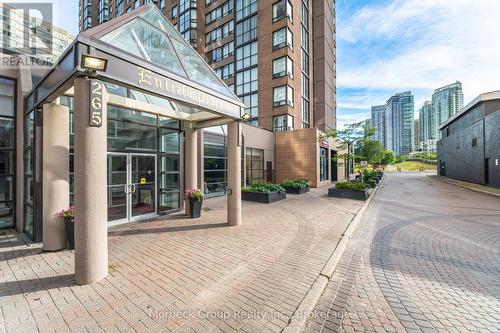 1901 - 285 Enfield Place, Mississauga (City Centre), ON - Outdoor