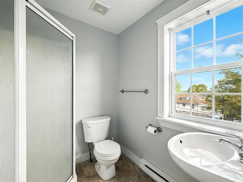 256 Highland Avenue, Windsor, NS 