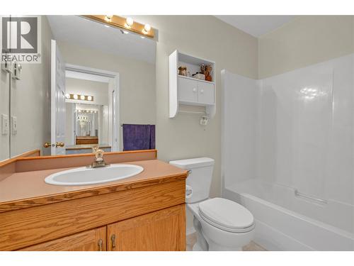 3310 Skaha Lake Road Unit# 306, Penticton, BC - Indoor Photo Showing Bathroom