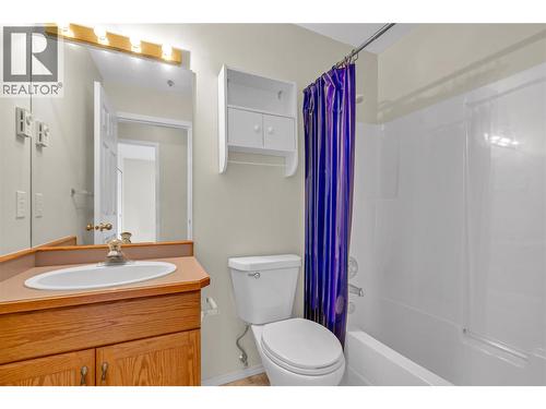 3310 Skaha Lake Road Unit# 306, Penticton, BC - Indoor Photo Showing Bathroom