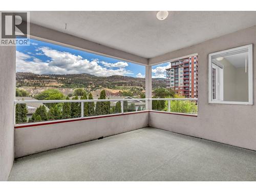 3310 Skaha Lake Road Unit# 306, Penticton, BC - Outdoor With Exterior