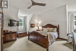 primary bedroom suite on upper level - 