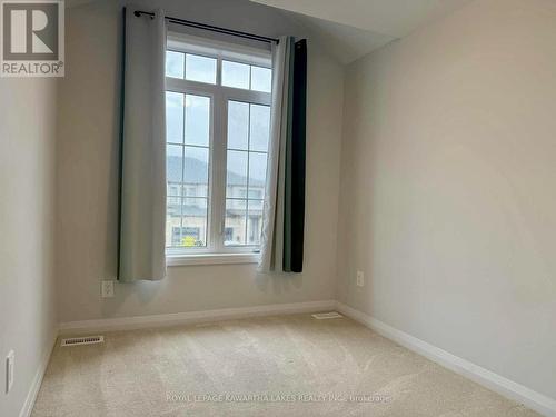 19 Keenan Street, Kawartha Lakes (Lindsay), ON - Indoor Photo Showing Other Room