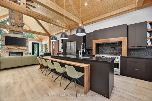 1031 Xavier Street, Gravenhurst, ON - Indoor Photo Showing Kitchen With Fireplace With Upgraded Kitchen