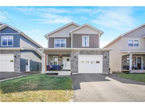 45 WEAVERS WY  Fredericton, NB E3A 3P8