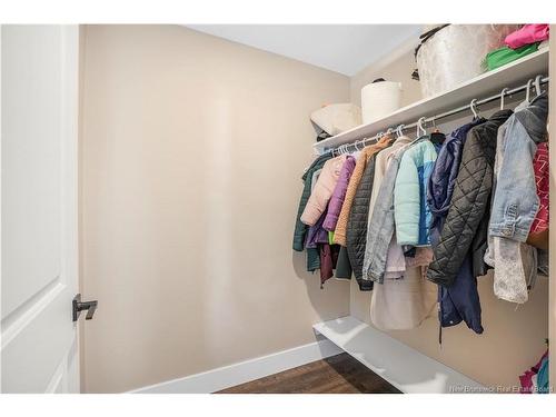 45 Weavers Wy, Fredericton, NB 