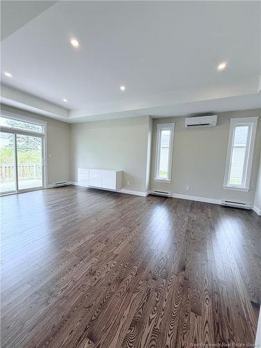 652 Royal Oaks Blvd, Moncton, NB 