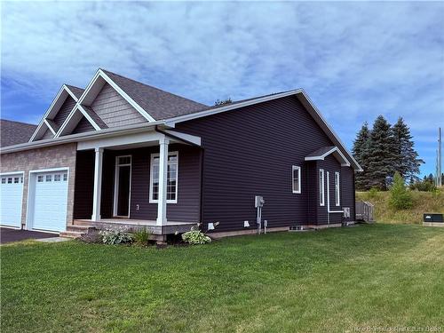 652 Royal Oaks Blvd, Moncton, NB 