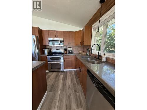 8807 Gala Crescent, Osoyoos, BC - Indoor Photo Showing Kitchen With Double Sink