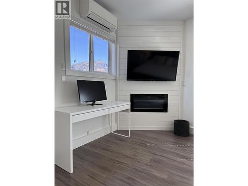 8807 Gala Crescent, Osoyoos, BC - Indoor With Fireplace