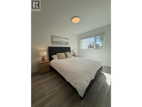 8807 Gala Crescent, Osoyoos, BC - Indoor Photo Showing Bedroom