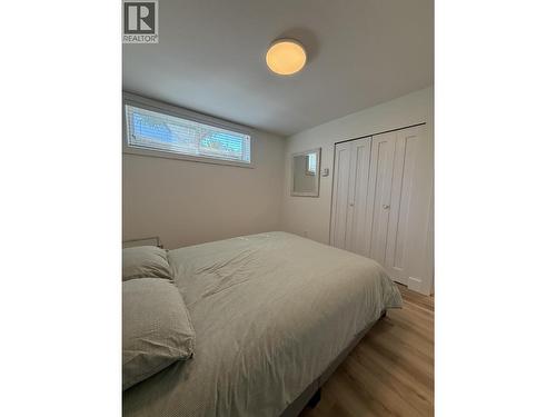 8807 Gala Crescent, Osoyoos, BC - Indoor Photo Showing Bedroom