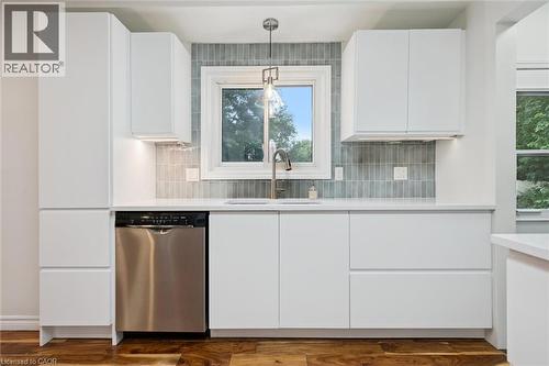 37 Victoria Crescent, Fergus, ON - Indoor Photo Showing Kitchen