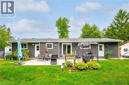 37 Victoria Crescent, Fergus, ON - Outdoor