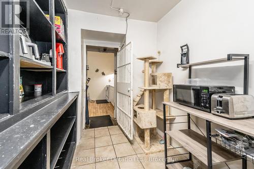 26 Queen Street E, Cambridge, ON 