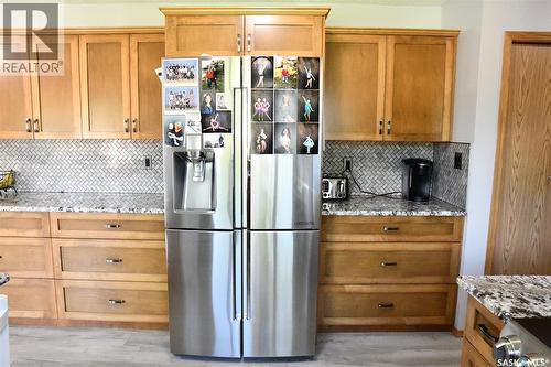 652 9Th Street W, Shaunavon, SK - Indoor Photo Showing Kitchen
