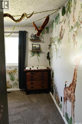 652 9Th Street W, Shaunavon, SK - Indoor Photo Showing Other Room
