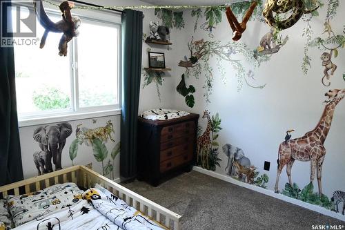 652 9Th Street W, Shaunavon, SK - Indoor Photo Showing Bedroom