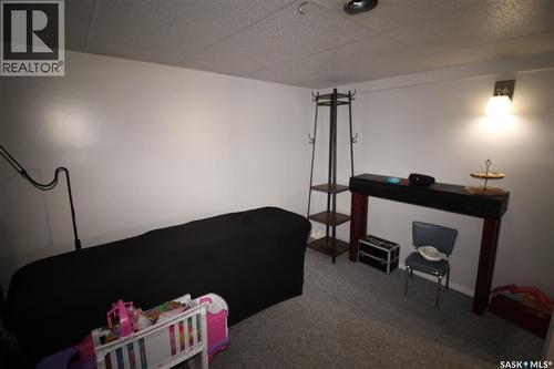 652 9Th Street W, Shaunavon, SK - Indoor Photo Showing Other Room