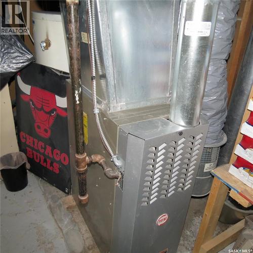 2256 Wascana Street, Regina, SK - Indoor Photo Showing Basement