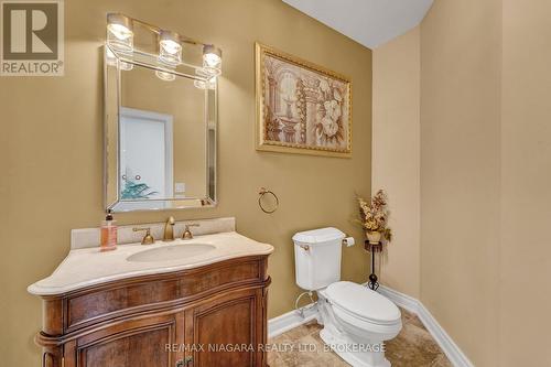 8018 Cathedral Drive, Niagara Falls (Mt. Carmel), ON - Indoor Photo Showing Bathroom