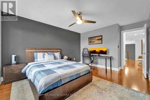 8018 Cathedral Drive, Niagara Falls (Mt. Carmel), ON - Indoor Photo Showing Bedroom